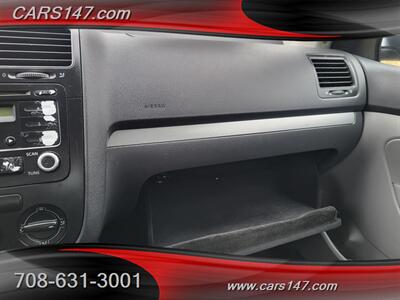 2006 Volkswagen Jetta Value Edition   - Photo 21 - Midlothian, IL 60445