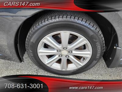 2011 Subaru Legacy 2.5i Premium   - Photo 26 - Midlothian, IL 60445