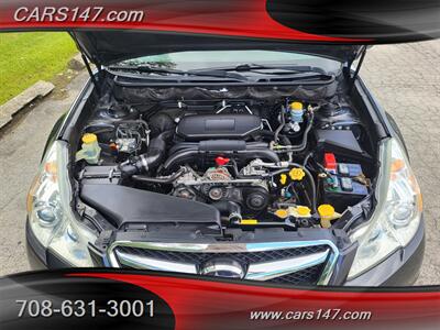 2011 Subaru Legacy 2.5i Premium   - Photo 9 - Midlothian, IL 60445