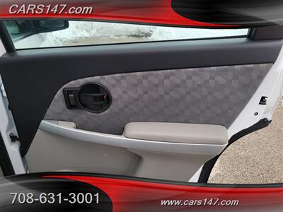 2009 Chevrolet Equinox LS   - Photo 26 - Midlothian, IL 60445