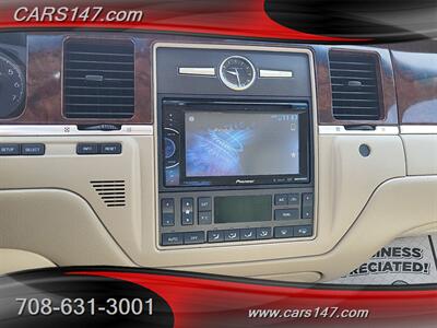2006 Lincoln Town Car Signature Limited   - Photo 13 - Midlothian, IL 60445