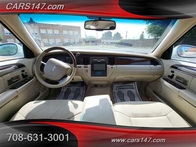 2006 Lincoln Town Car Signature Limited   - Photo 20 - Midlothian, IL 60445