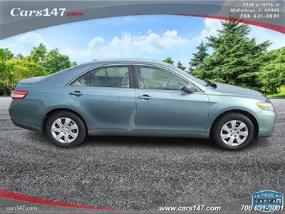 2010 Toyota Camry LE   - Photo 6 - Midlothian, IL 60445