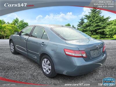 2010 Toyota Camry LE   - Photo 3 - Midlothian, IL 60445