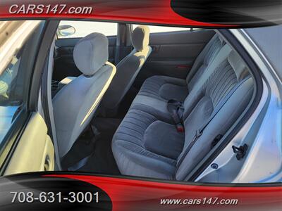 2001 Buick Century Custom   - Photo 13 - Midlothian, IL 60445