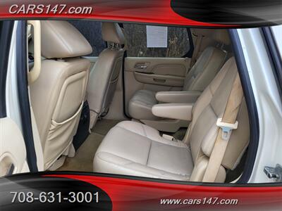 2008 Cadillac Escalade   - Photo 13 - Midlothian, IL 60445