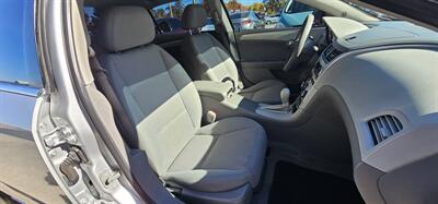 2009 Chevrolet Malibu LS Fleet   - Photo 5 - Lakeport, CA 95453-5619