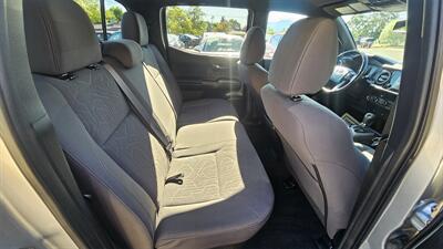 2017 Toyota Tacoma 4x4 TRD Sport   - Photo 7 - Lakeport, CA 95453-5619