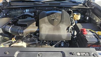2017 Toyota Tacoma 4x4 TRD Sport   - Photo 12 - Lakeport, CA 95453-5619