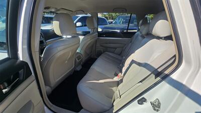 2012 Subaru Outback 2.5i   - Photo 9 - Lakeport, CA 95453-5619