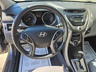 2013 Hyundai ELANTRA GLS   - Photo 9 - Lakeport, CA 95453-5619