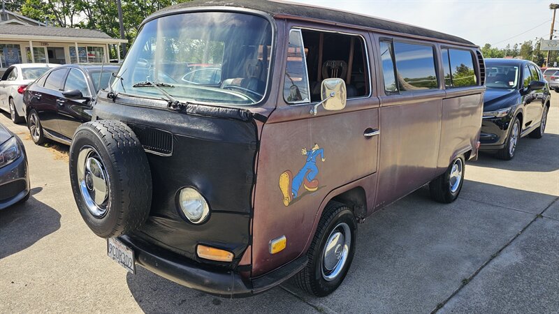 1970 Volkswagen Bus/Vanagon - Photo 13 - Lakeport, CA 95453-5619