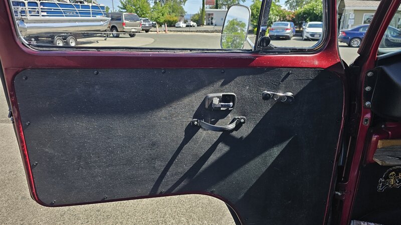 1970 Volkswagen Bus/Vanagon - Photo 7 - Lakeport, CA 95453-5619