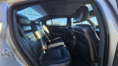 2011 Dodge Charger R/T Plus   - Photo 6 - Lakeport, CA 95453-5619