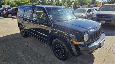 2013 Jeep Patriot Sport   - Photo 2 - Lakeport, CA 95453-5619