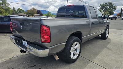 2007 Dodge Ram 1500 SLT - HEMI   - Photo 3 - Lakeport, CA 95453-5619