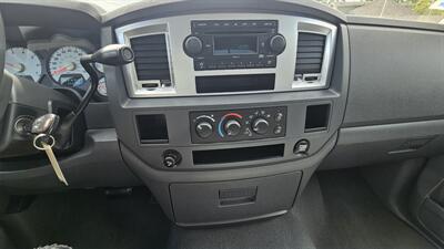 2007 Dodge Ram 1500 SLT - HEMI   - Photo 12 - Lakeport, CA 95453-5619