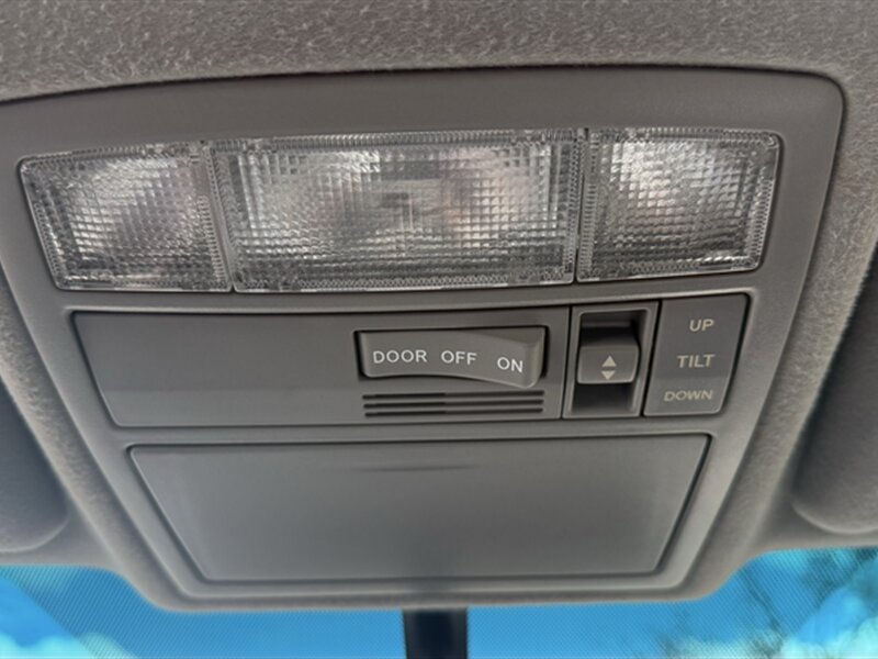 2008 Toyota Camry SE - Photo 17 - Lakeport, CA 95453-5619