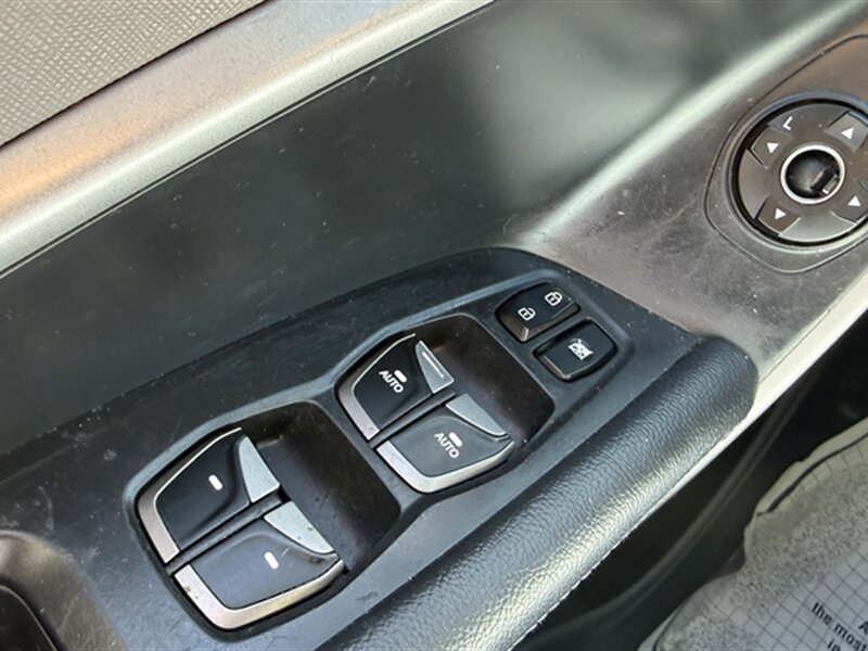 2016 Hyundai SANTA FE Sport 2.4L - Photo 19 - Lakeport, CA 95453-5619