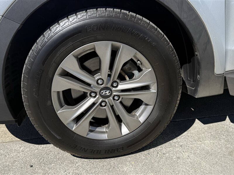 2016 Hyundai SANTA FE Sport 2.4L - Photo 24 - Lakeport, CA 95453-5619