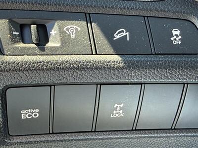 2016 Hyundai SANTA FE Sport 2.4L - Photo 18 - Lakeport, CA 95453-5619
