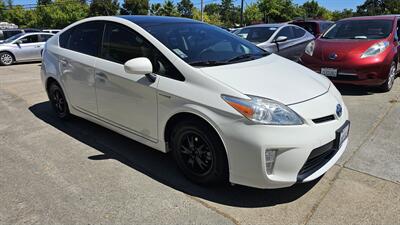 2012 Toyota Prius III - w/SOLAR PANELS   - Photo 2 - Lakeport, CA 95453-5619