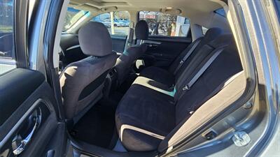 2014 Nissan Altima 2.5 S   - Photo 8 - Lakeport, CA 95453-5619