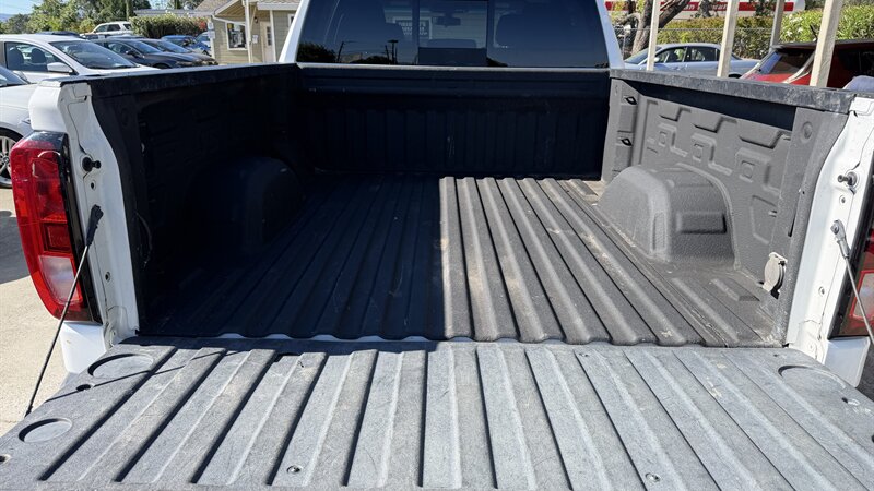 2020 GMC Sierra 1500 Elevation - Photo 7 - Lakeport, CA 95453-5619