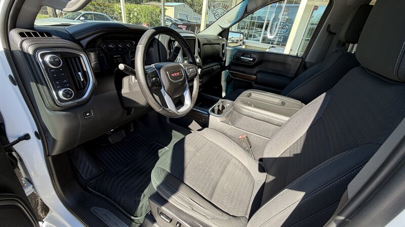 2020 GMC Sierra 1500 Elevation - Photo 9 - Lakeport, CA 95453-5619