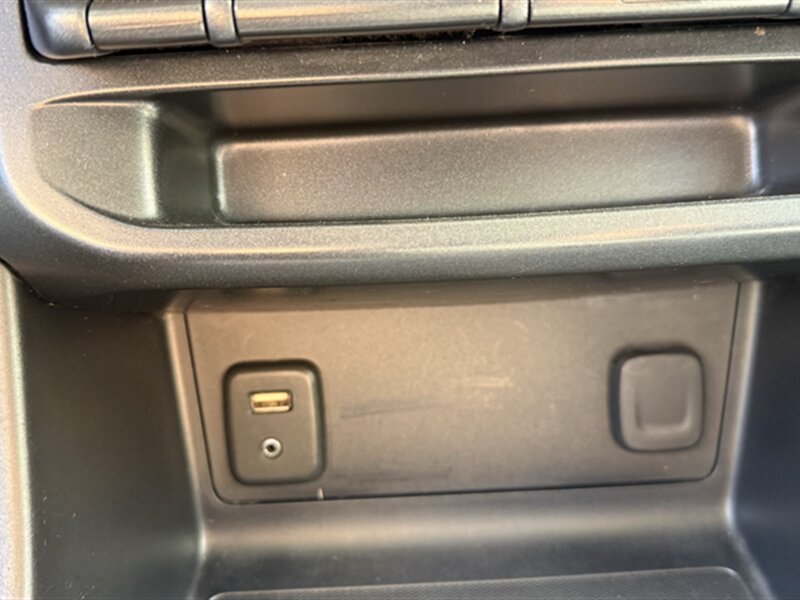 2018 Chevrolet Colorado LT - Photo 18 - Lakeport, CA 95453-5619