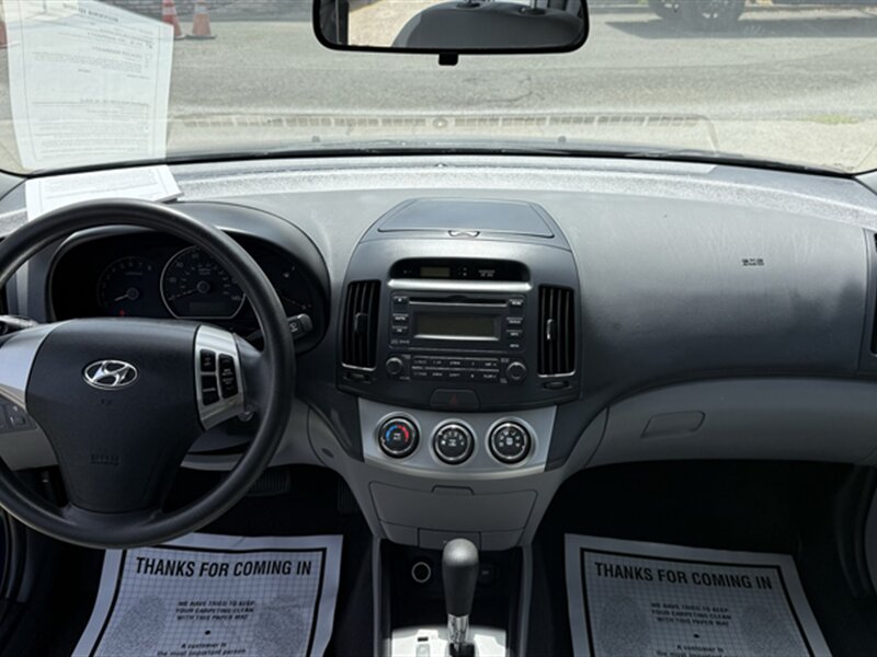 2010 Hyundai ELANTRA Blue - Photo 7 - Lakeport, CA 95453-5619