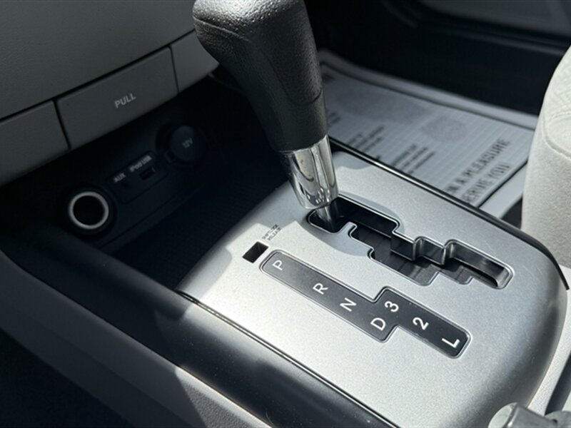 2010 Hyundai ELANTRA Blue - Photo 11 - Lakeport, CA 95453-5619
