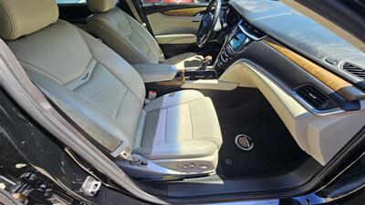 2018 Cadillac XTS Luxury - AWD   - Photo 5 - Lakeport, CA 95453-5619