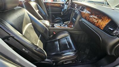 2006 Jaguar XJR   - Photo 2 - Lakeport, CA 95453-5619