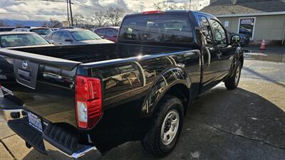 2014 Nissan Frontier S   - Photo 6 - Lakeport, CA 95453-5619