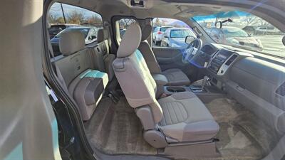 2014 Nissan Frontier S   - Photo 4 - Lakeport, CA 95453-5619