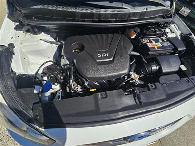 2015 Hyundai ACCENT GLS   - Photo 12 - Lakeport, CA 95453-5619