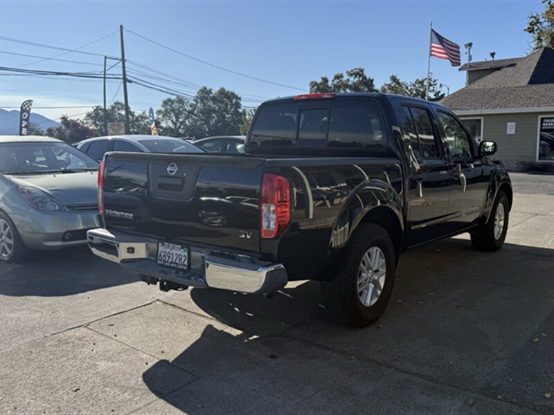 2019 Nissan Frontier SV - Photo 4 - Lakeport, CA 95453-5619
