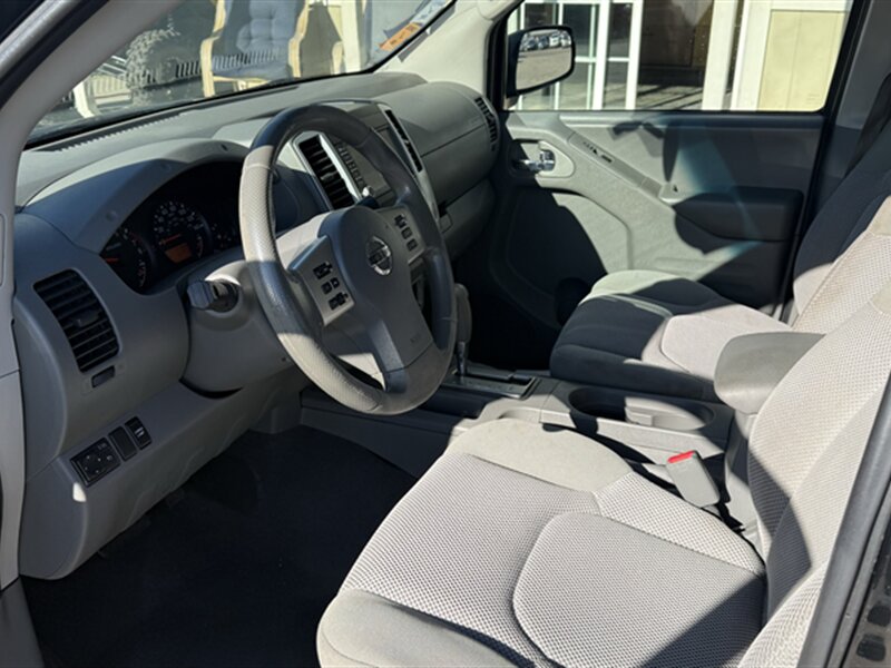 2019 Nissan Frontier SV - Photo 7 - Lakeport, CA 95453-5619