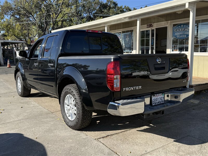 2019 Nissan Frontier SV - Photo 5 - Lakeport, CA 95453-5619