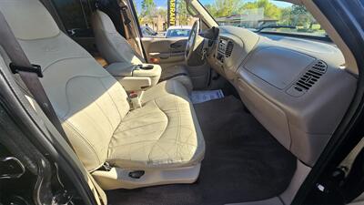 2001 Ford F-150 Lariat   - Photo 5 - Lakeport, CA 95453-5619