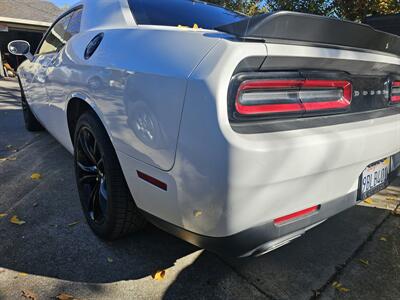 2016 Dodge Challenger SXT   - Photo 2 - Lakeport, CA 95453-5619