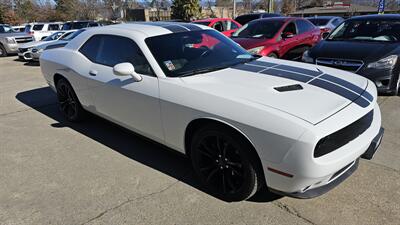 2016 Dodge Challenger SXT   - Photo 2 - Lakeport, CA 95453-5619