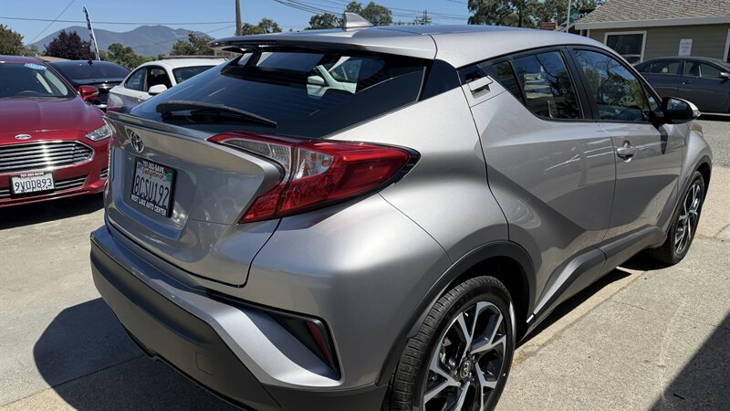 2018 Toyota C-HR XLE - Photo 3 - Lakeport, CA 95453-5619