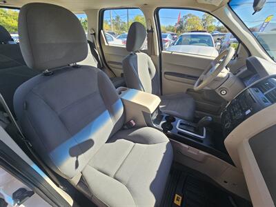 2008 Ford Escape XLS   - Photo 5 - Lakeport, CA 95453-5619