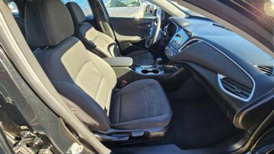 2020 Chevrolet Malibu LT - Photo 5 - Lakeport, CA 95453-5619