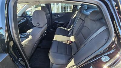 2020 Chevrolet Malibu LT - Photo 8 - Lakeport, CA 95453-5619