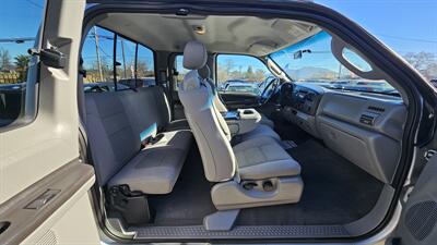 2005 Ford F-250 Super Duty XLT 4dr S   - Photo 6 - Lakeport, CA 95453-5619