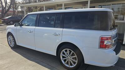 2019 Ford Flex Limited   - Photo 4 - Lakeport, CA 95453-5619