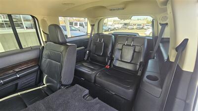 2019 Ford Flex Limited   - Photo 9 - Lakeport, CA 95453-5619